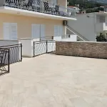 Awesome In With Wifi Apartamento Omiš
