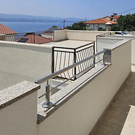 Lovely In With Wifi Apartment